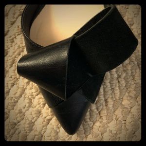 Black bow heels